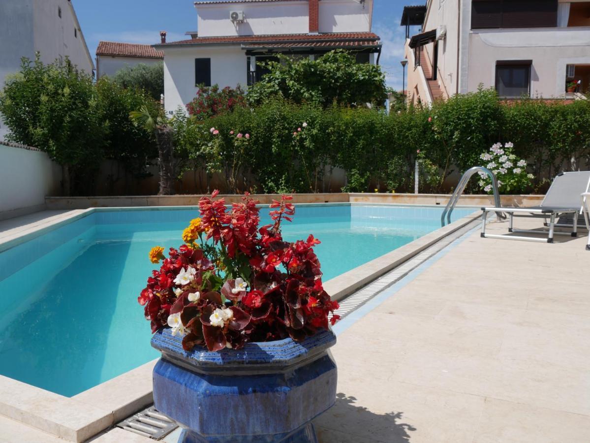 Ferienhaus Bozena Appartment 2 弗尔萨尔 外观 照片